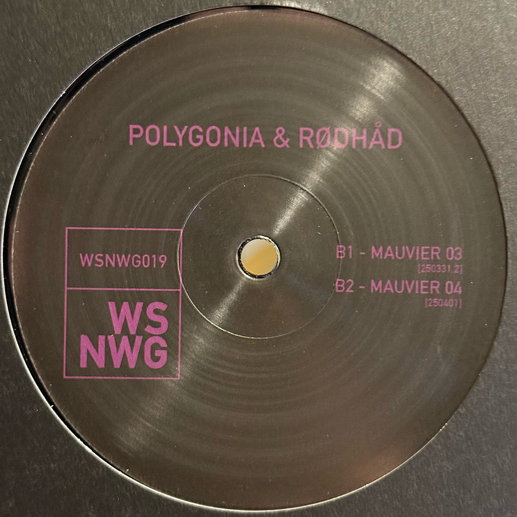 Polygonia & Rødhåd – Mauvier