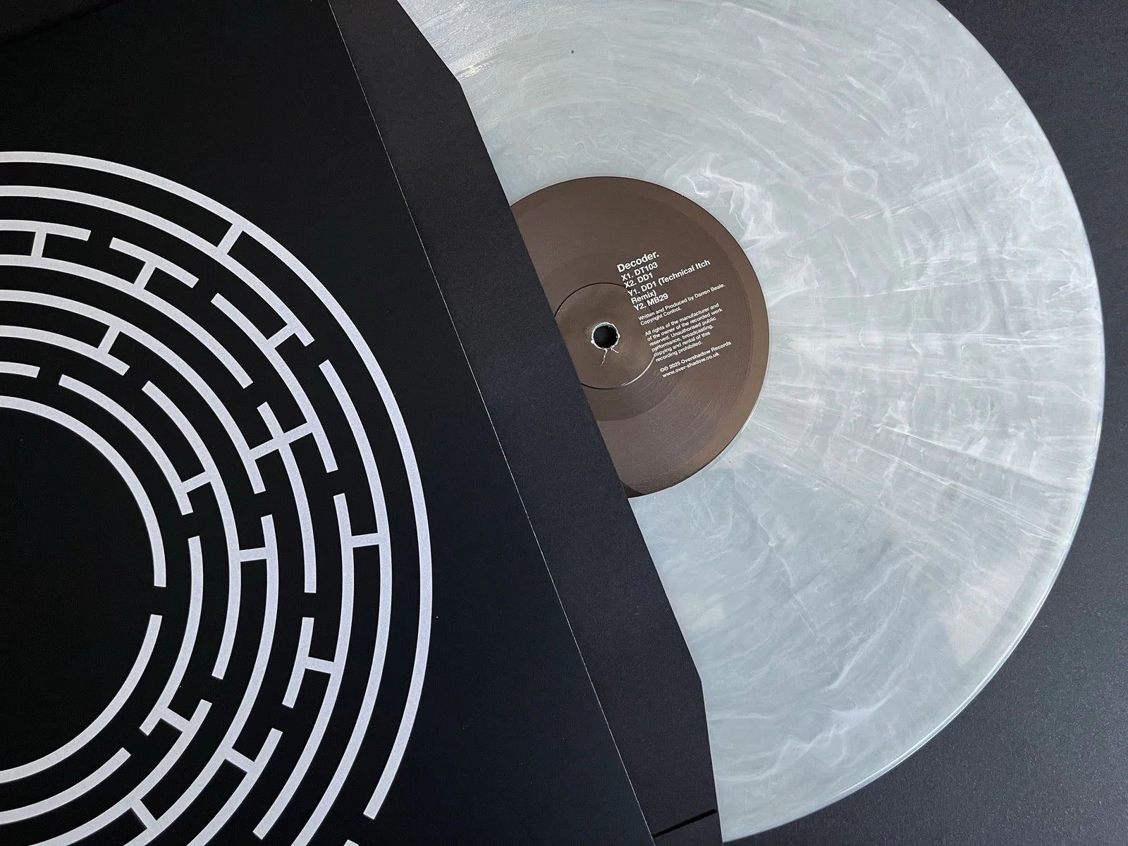 Decoder – DT103 / DD1 / DD1 (Technical Itch Remix) / MB29