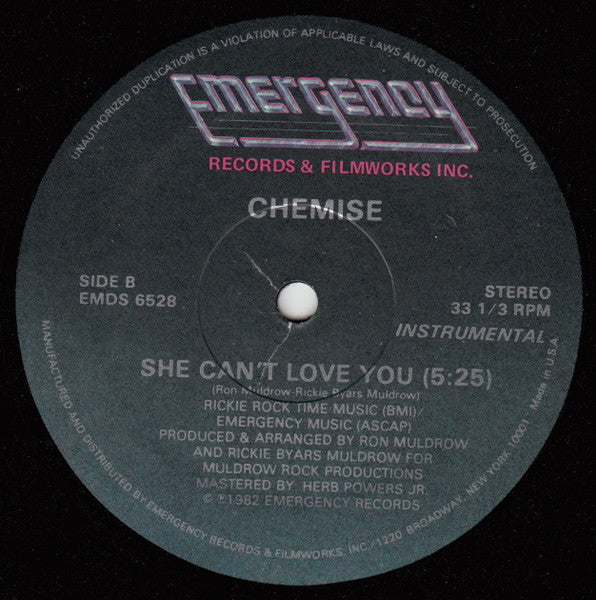Chemise - She Can't Love You