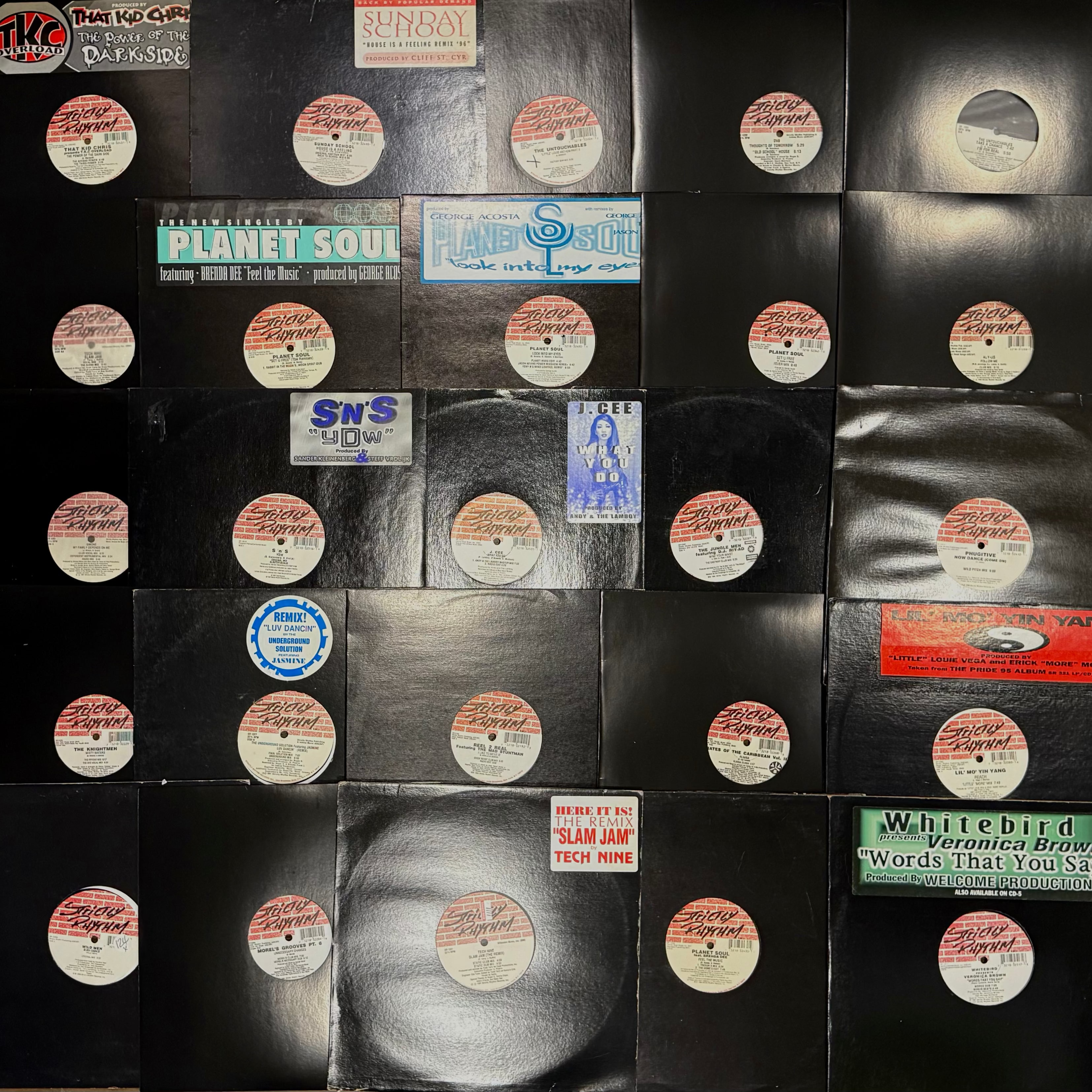 STRICTLY RHYTHM - HOUSE (26 PACK)